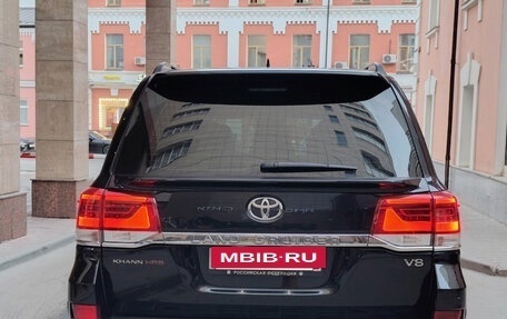 Toyota Land Cruiser 200, 2019 год, 6 750 000 рублей, 2 фотография