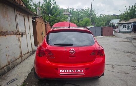 Opel Astra J, 2011 год, 600 000 рублей, 5 фотография