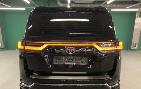 Toyota Land Cruiser, 2023 год, 10 200 000 рублей, 5 фотография