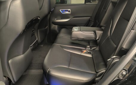 Toyota Land Cruiser, 2023 год, 10 200 000 рублей, 12 фотография