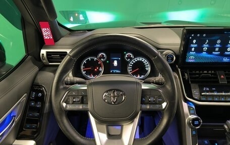 Toyota Land Cruiser, 2023 год, 10 200 000 рублей, 16 фотография
