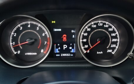 Mitsubishi Outlander III рестайлинг 3, 2011 год, 1 300 000 рублей, 12 фотография