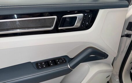 Porsche Cayenne III, 2021 год, 13 990 000 рублей, 11 фотография