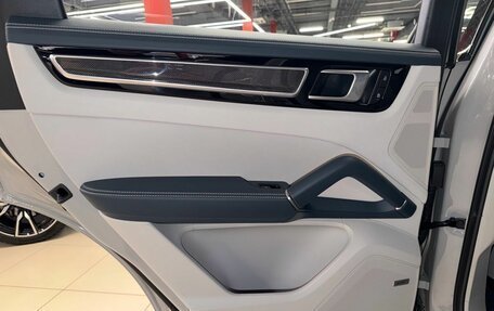 Porsche Cayenne III, 2021 год, 13 990 000 рублей, 23 фотография