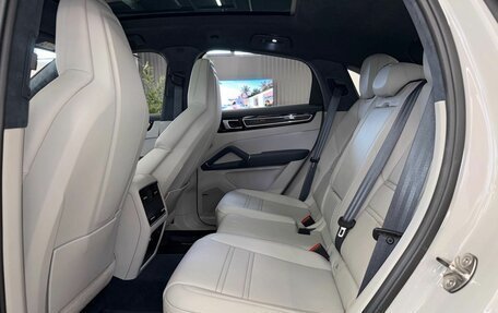 Porsche Cayenne III, 2021 год, 13 990 000 рублей, 24 фотография