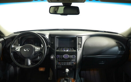 Infiniti QX70, 2016 год, 2 299 000 рублей, 9 фотография