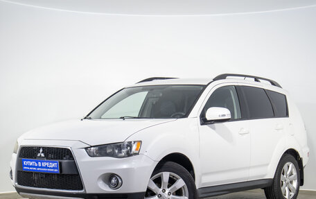Mitsubishi Outlander III рестайлинг 3, 2010 год, 1 529 000 рублей, 4 фотография