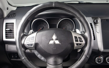 Mitsubishi Outlander III рестайлинг 3, 2010 год, 1 529 000 рублей, 15 фотография