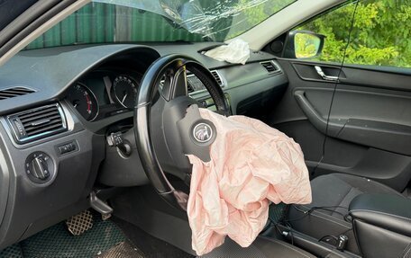 Skoda Rapid I, 2015 год, 450 000 рублей, 7 фотография