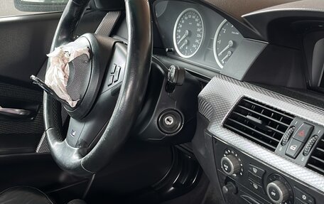BMW 5 серия, 2004 год, 750 000 рублей, 3 фотография