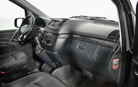 Mercedes-Benz Viano, 2013 год, 3 100 000 рублей, 13 фотография