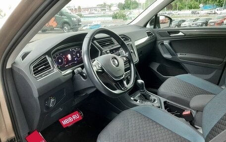 Volkswagen Tiguan II, 2019 год, 2 650 000 рублей, 10 фотография