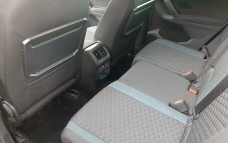 Volkswagen Tiguan II, 2019 год, 2 650 000 рублей, 14 фотография