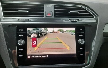 Volkswagen Tiguan II, 2019 год, 2 650 000 рублей, 17 фотография