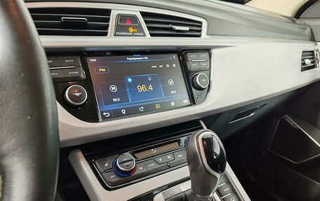 Geely Atlas I, 2018 год, 1 399 000 рублей, 15 фотография