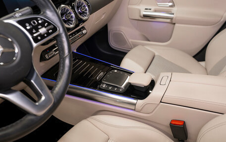 Mercedes-Benz GLA, 2020 год, 3 350 000 рублей, 14 фотография