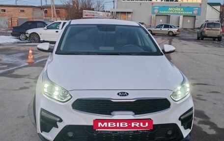 KIA Cerato IV, 2018 год, 1 800 000 рублей, 2 фотография