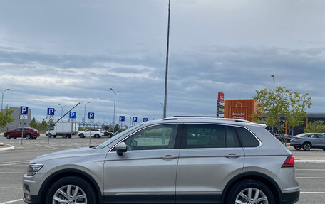 Volkswagen Tiguan II, 2019 год, 3 800 000 рублей, 3 фотография
