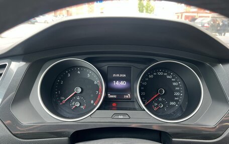 Volkswagen Tiguan II, 2018 год, 2 640 000 рублей, 11 фотография