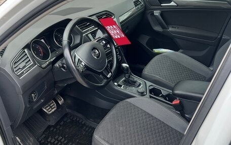 Volkswagen Tiguan II, 2018 год, 2 640 000 рублей, 12 фотография