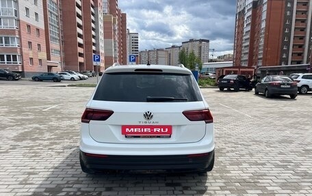 Volkswagen Tiguan II, 2018 год, 2 640 000 рублей, 6 фотография