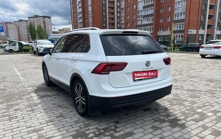 Volkswagen Tiguan II, 2018 год, 2 640 000 рублей, 7 фотография