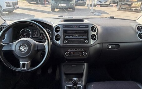 Volkswagen Tiguan I, 2011 год, 879 000 рублей, 12 фотография