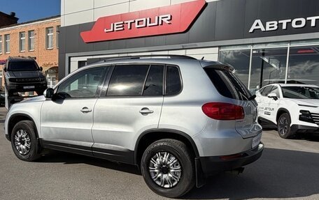 Volkswagen Tiguan I, 2011 год, 879 000 рублей, 5 фотография