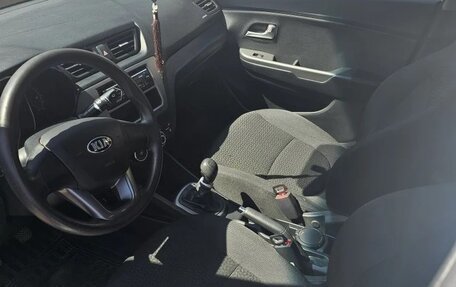 KIA Rio III рестайлинг, 2014 год, 850 000 рублей, 10 фотография
