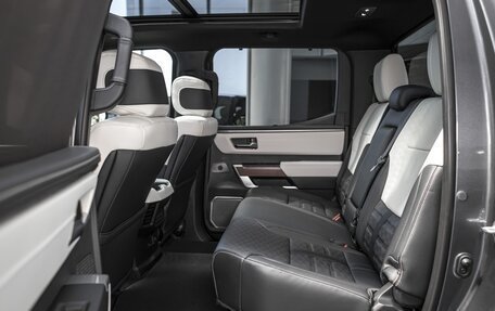 Toyota Tundra, 2024 год, 13 150 000 рублей, 14 фотография