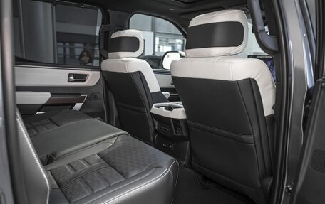 Toyota Tundra, 2024 год, 13 150 000 рублей, 16 фотография