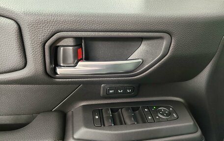 Toyota Land Cruiser Prado, 2026 год, 13 290 000 рублей, 23 фотография