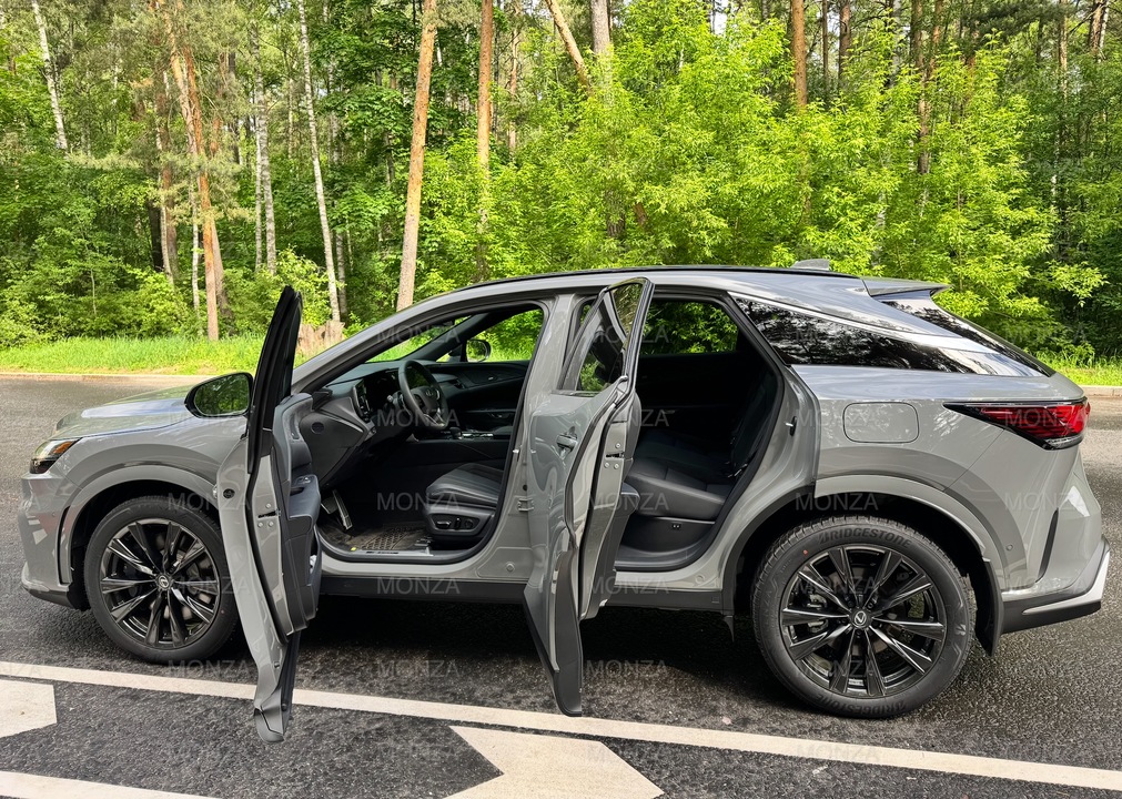 Lexus RX IV рестайлинг, 2026 год, 12 500 000 рублей, 4 фотография