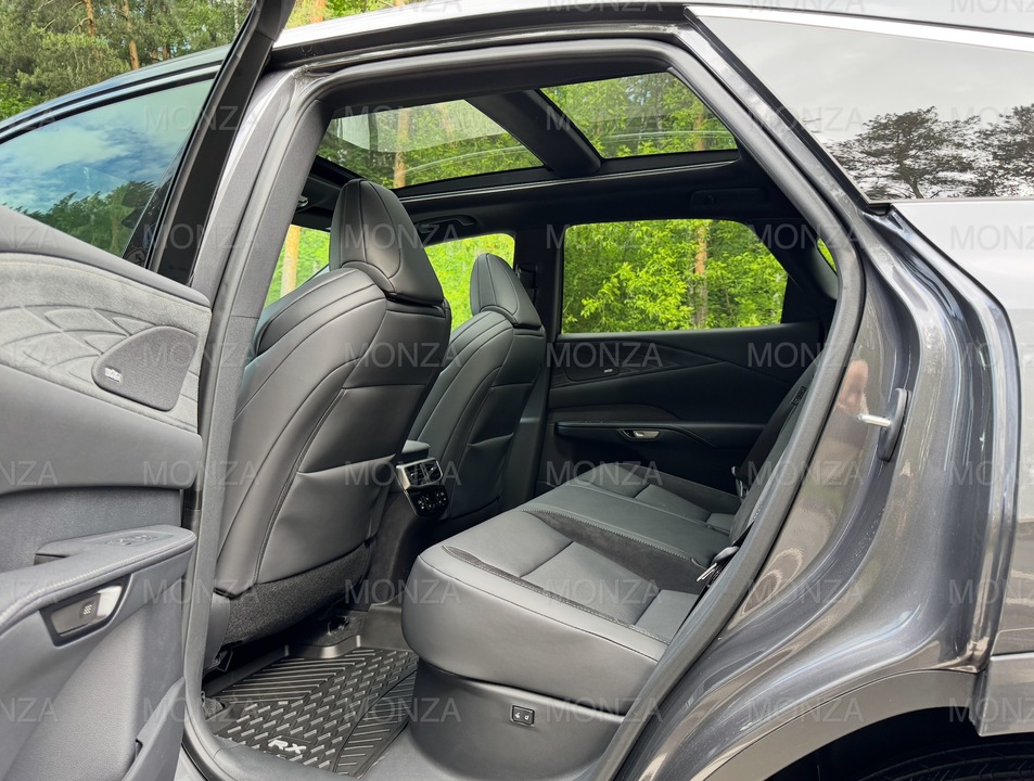 Lexus RX IV рестайлинг, 2026 год, 12 500 000 рублей, 13 фотография