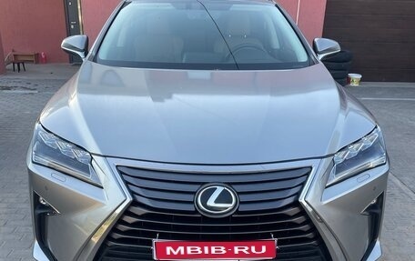 Lexus RX IV рестайлинг, 2018 год, 4 200 000 рублей, 1 фотография