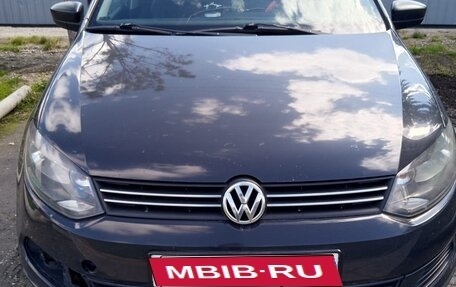 Volkswagen Polo VI (EU Market), 2011 год, 530 000 рублей, 1 фотография