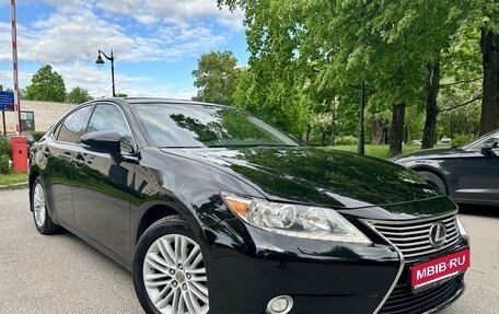 Lexus ES VII, 2015 год, 2 600 000 рублей, 1 фотография