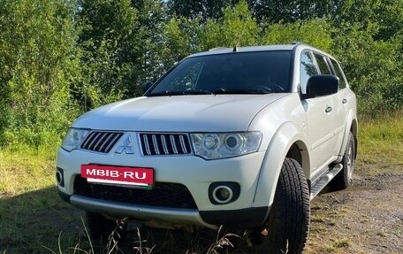 Mitsubishi Pajero Sport II рестайлинг, 2013 год, 1 750 000 рублей, 14 фотография