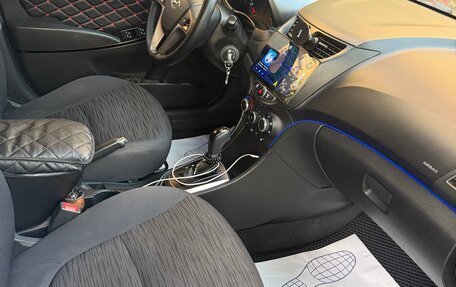 Hyundai Solaris II рестайлинг, 2015 год, 750 000 рублей, 6 фотография