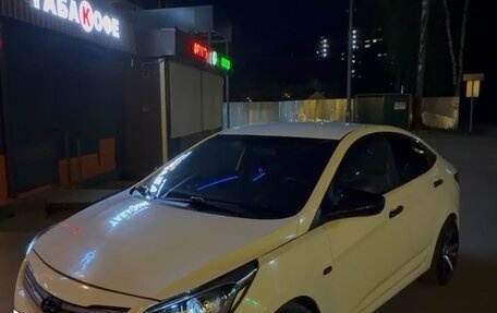 Hyundai Solaris II рестайлинг, 2015 год, 750 000 рублей, 10 фотография