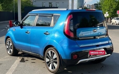 KIA Soul II рестайлинг, 2018 год, 1 570 000 рублей, 5 фотография