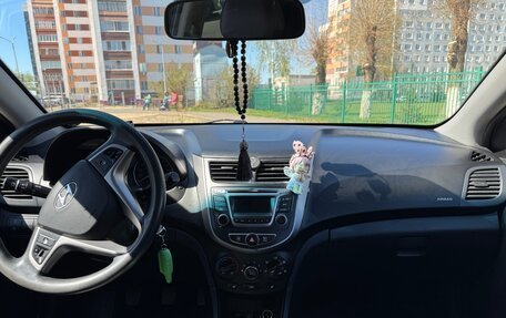 Hyundai Solaris II рестайлинг, 2014 год, 850 000 рублей, 5 фотография