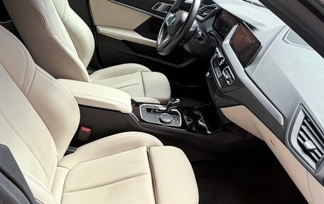 BMW 2 серия F44, 2021 год, 3 550 000 рублей, 17 фотография