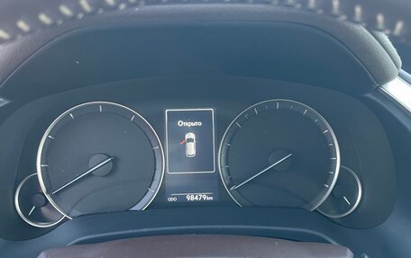 Lexus RX IV рестайлинг, 2018 год, 4 200 000 рублей, 9 фотография