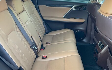 Lexus RX IV рестайлинг, 2018 год, 4 200 000 рублей, 12 фотография