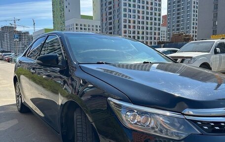 Toyota Camry, 2018 год, 1 825 000 рублей, 2 фотография