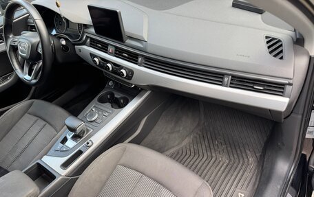 Audi A4, 2016 год, 2 170 000 рублей, 22 фотография