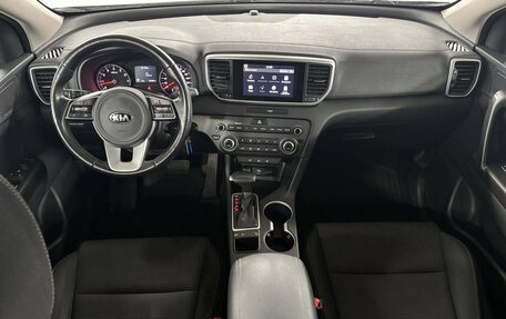 KIA Sportage IV рестайлинг, 2018 год, 1 899 000 рублей, 9 фотография