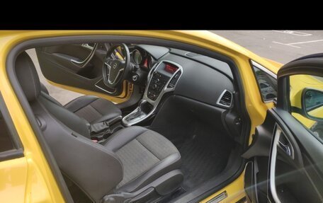 Opel Astra J, 2013 год, 900 000 рублей, 11 фотография