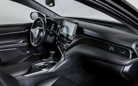 Toyota Camry, 2021 год, 3 200 000 рублей, 11 фотография